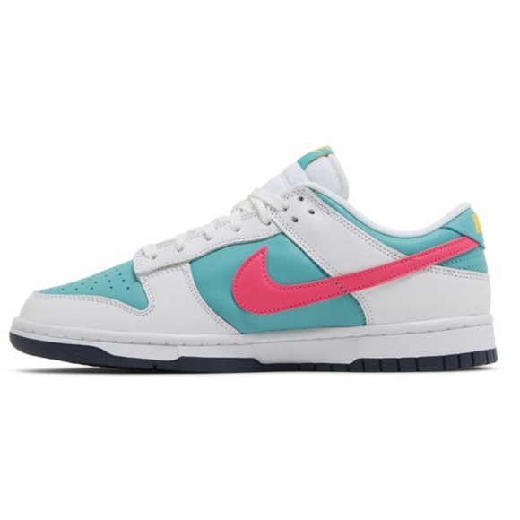 Nike 
Dunk low
‘Dusty cactus’
Brand new - Picture 4 of 7